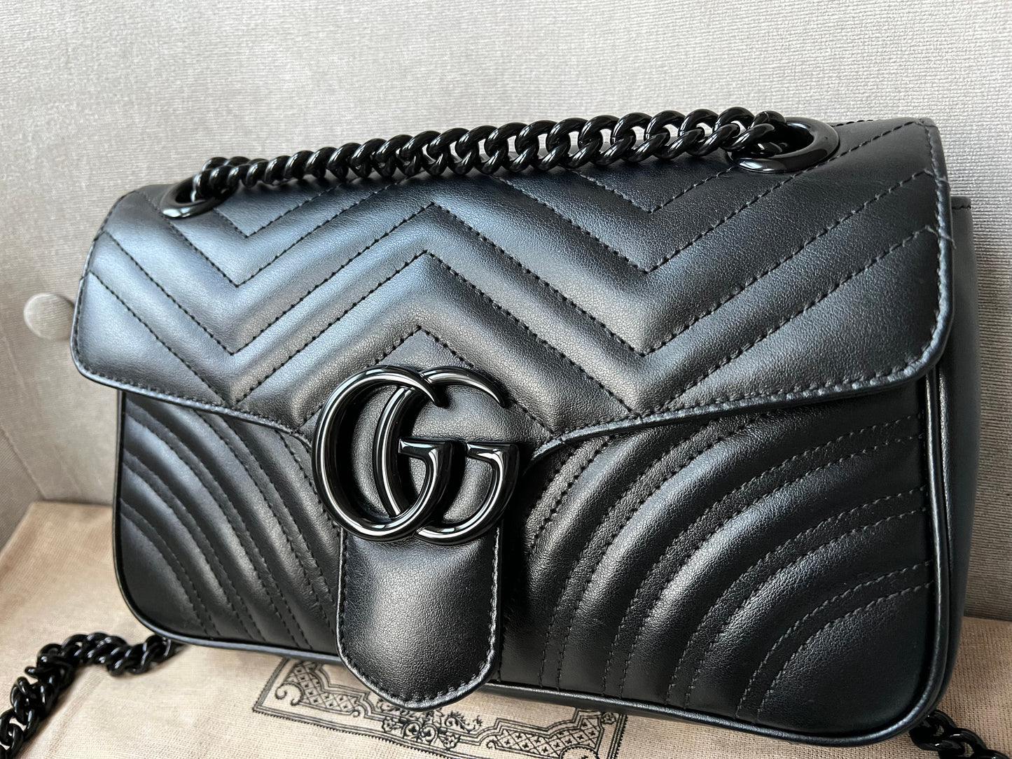 Gucci GG Black Marmont Small Shoulder Bag (RRP £1800)