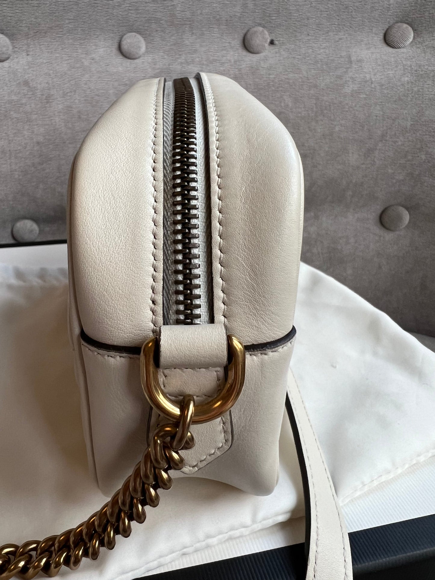 Gucci GG White Marmont Mini Shoulder Bag (RRP £1,160)