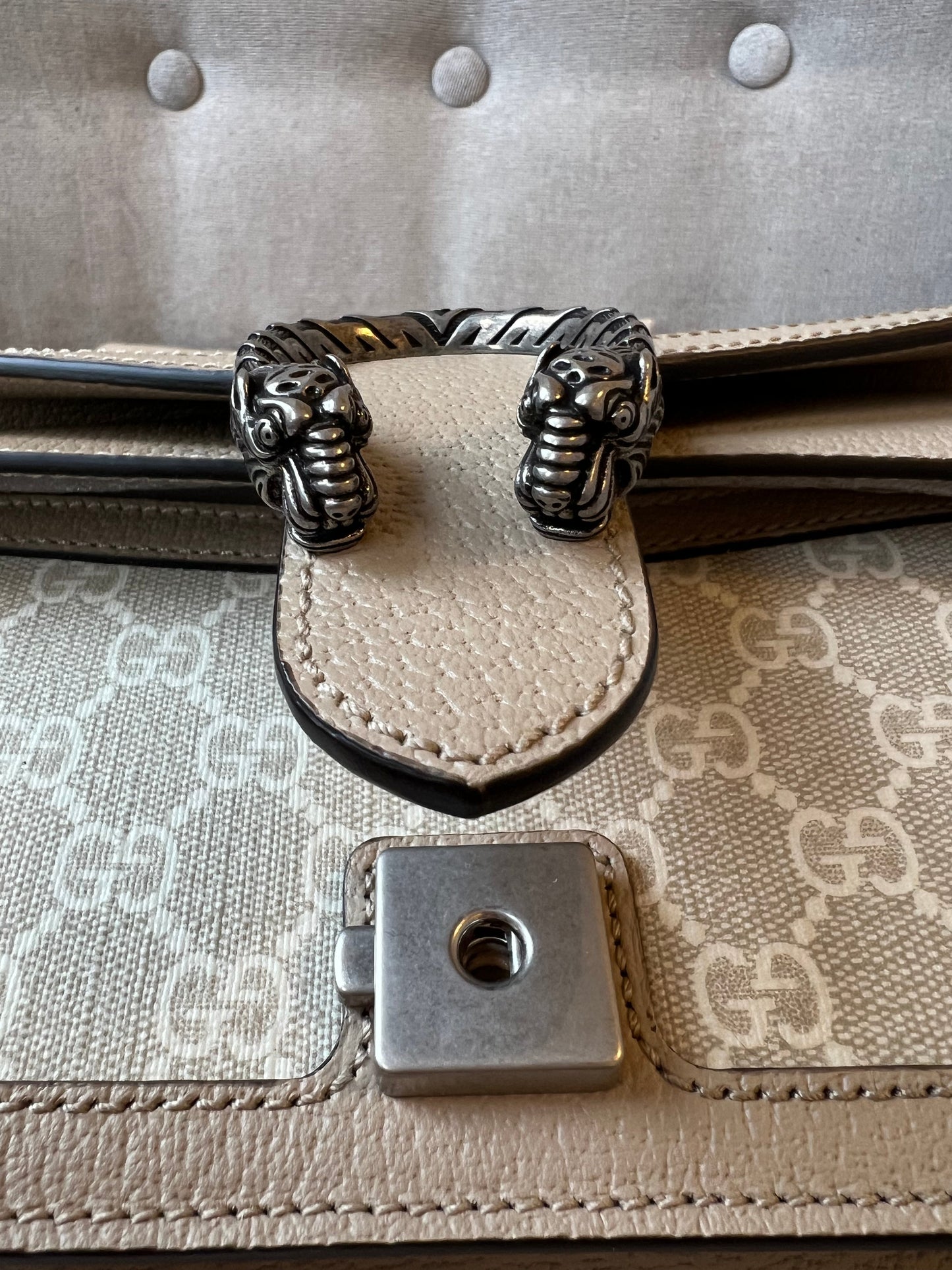Gucci Dionysus GG Small Shoulder Bag in White and Beige Canvas (RRP £2,130)
