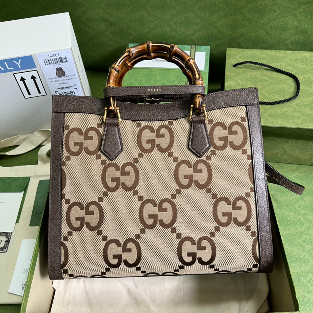 Gucci Diana Jumbo GG Medium Tote Bag
