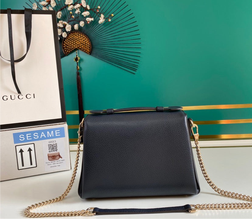 Soft leather woman Gucci handbag