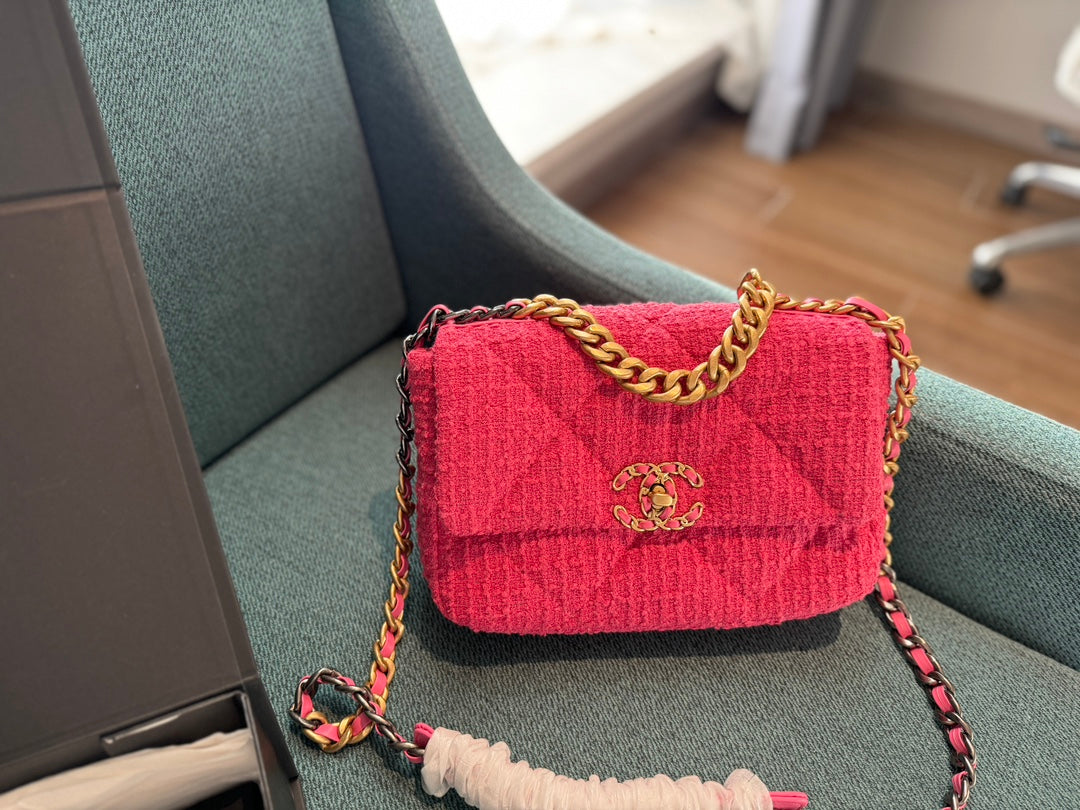 Chanel black white shoulder bag handbag