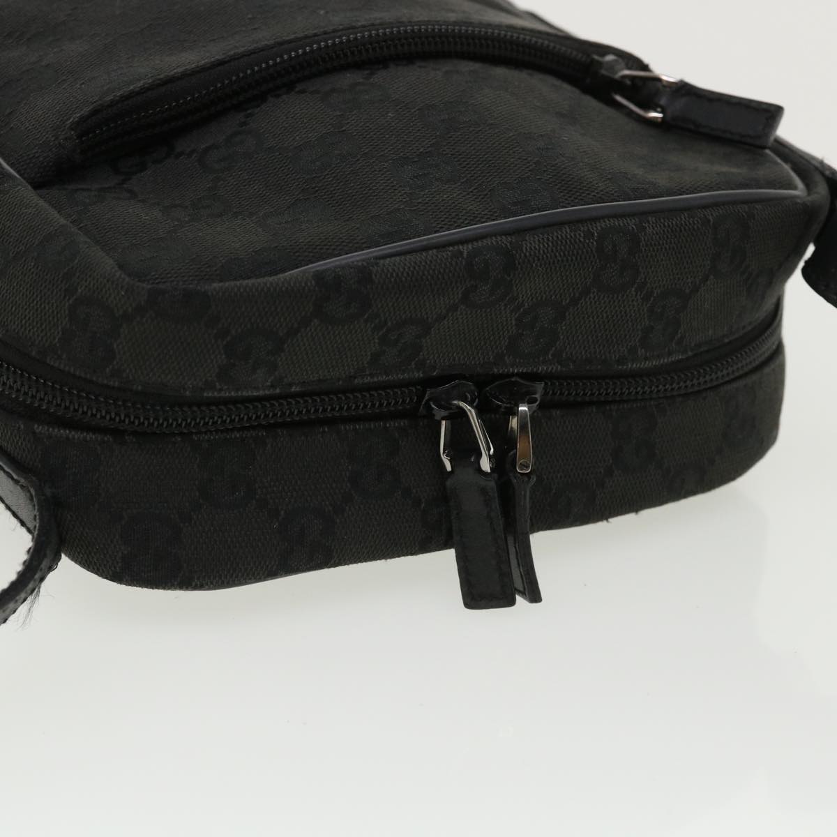 GUCCI GG Canvas Shoulder Bag Canvas Black 03136 ki2642
