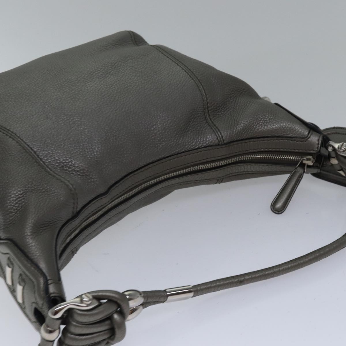 GUCCI Bamboo Fringe Shoulder Bag Leather Silver Auth ki4907