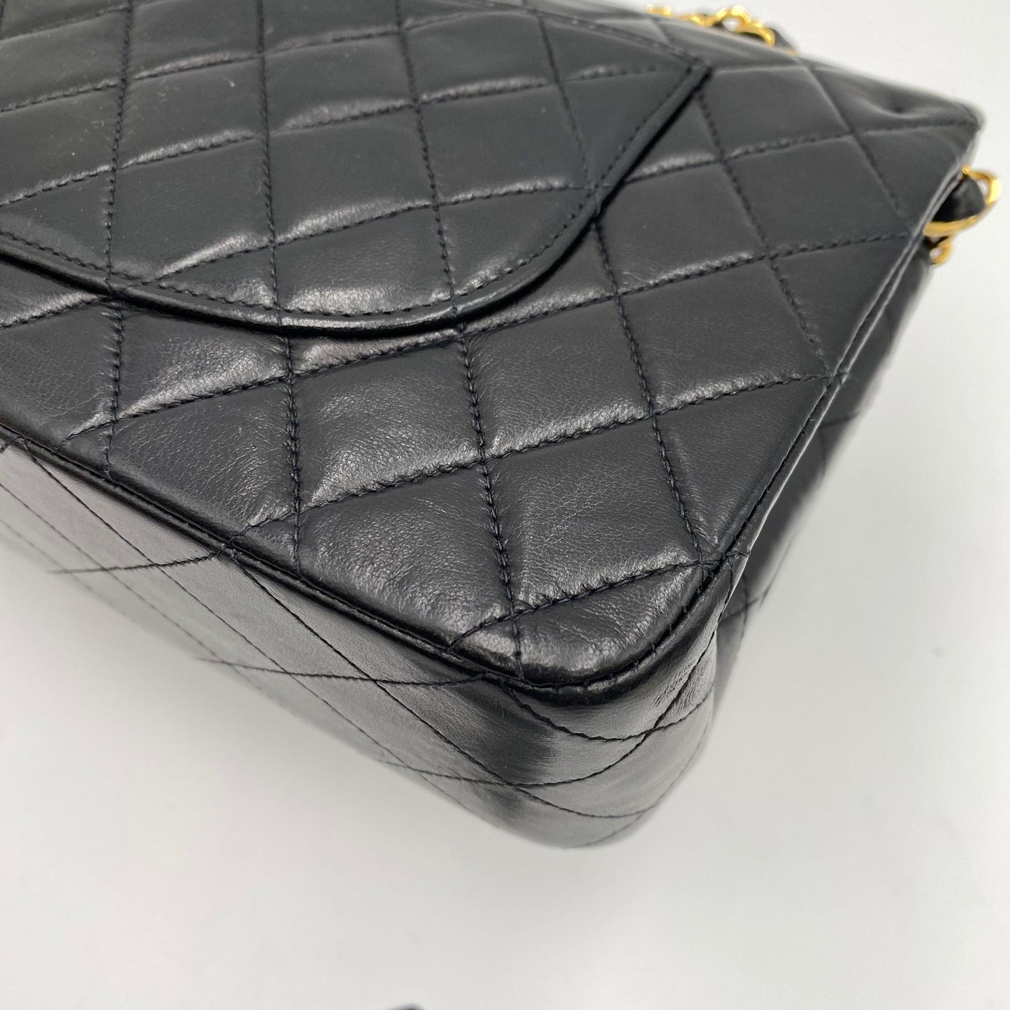CHANEL VINTAGE CLASSIC FLAP MEDIUM CHAIN SHOULDER BAG BLACK LAMB SKIN 90219630