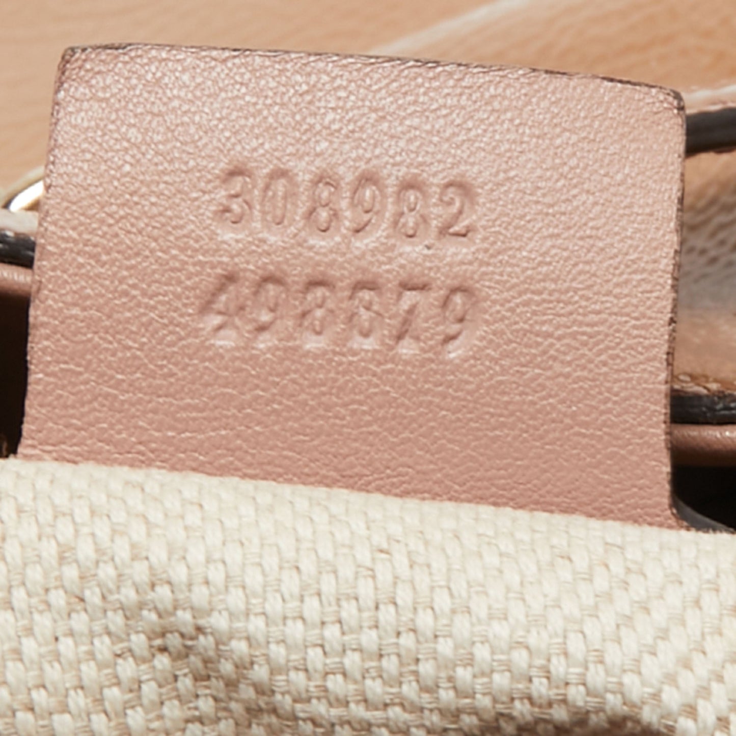Gucci Beige Patent Leather Medium Soho Chain Tote