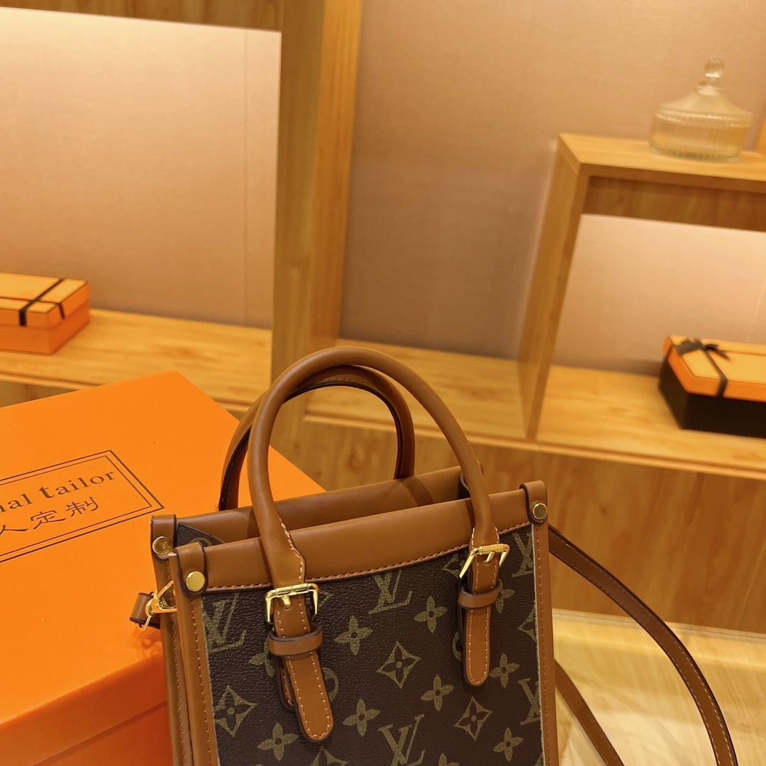 Louis Vuitton (Coach, Michael Kors, Gucci)handbags