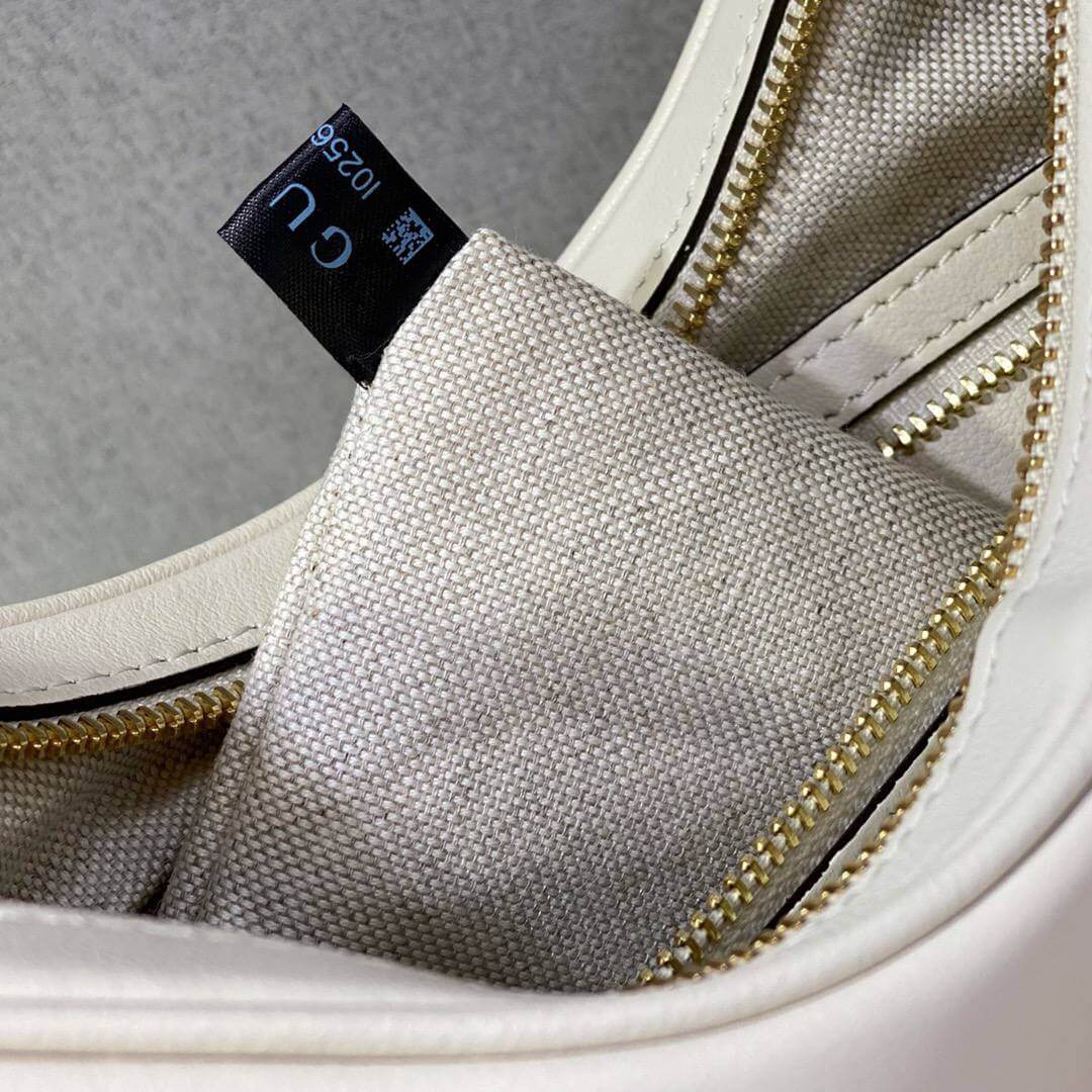 Gucci Attache small shoulder bag White leather