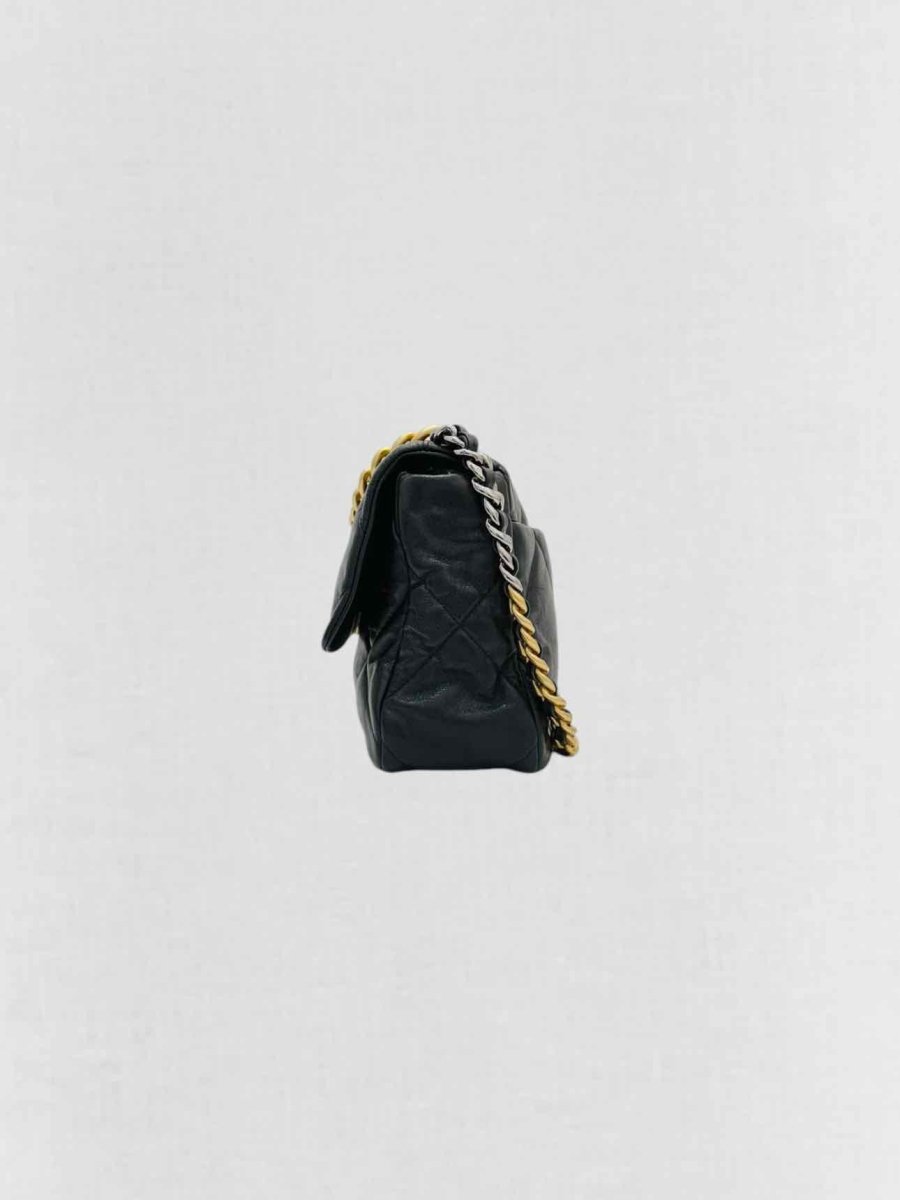 CHANEL 19 Black Quilted Shoulder Bag