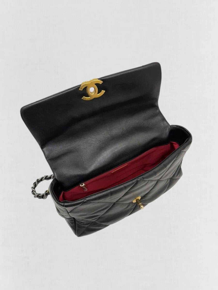 CHANEL 19 Black Quilted Shoulder Bag