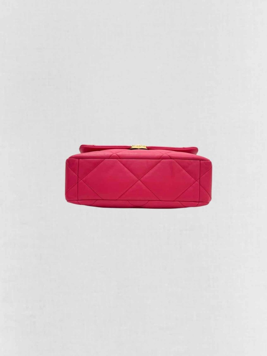 CHANEL 19 Pink Quilted Shoulder Bag