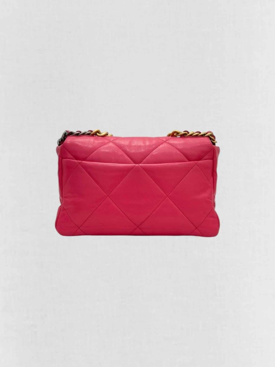 CHANEL 19 Pink Quilted Shoulder Bag
