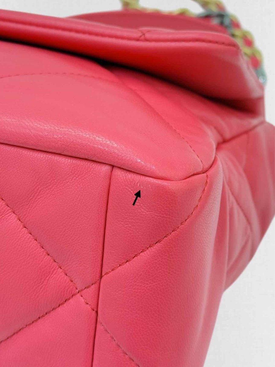 CHANEL 19 Pink Quilted Shoulder Bag