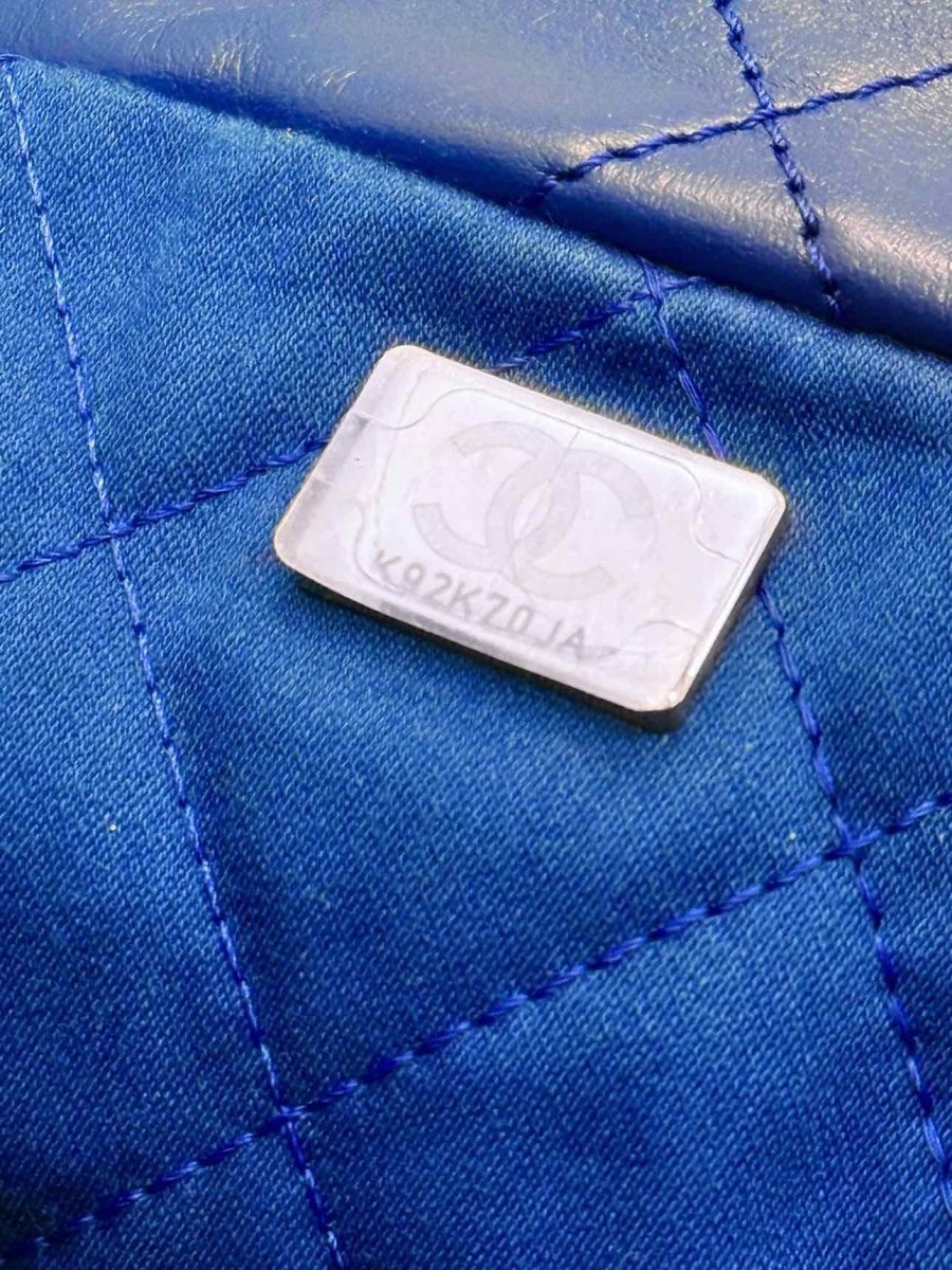 CHANEL 22 Blue Quilted Shoulder Bag