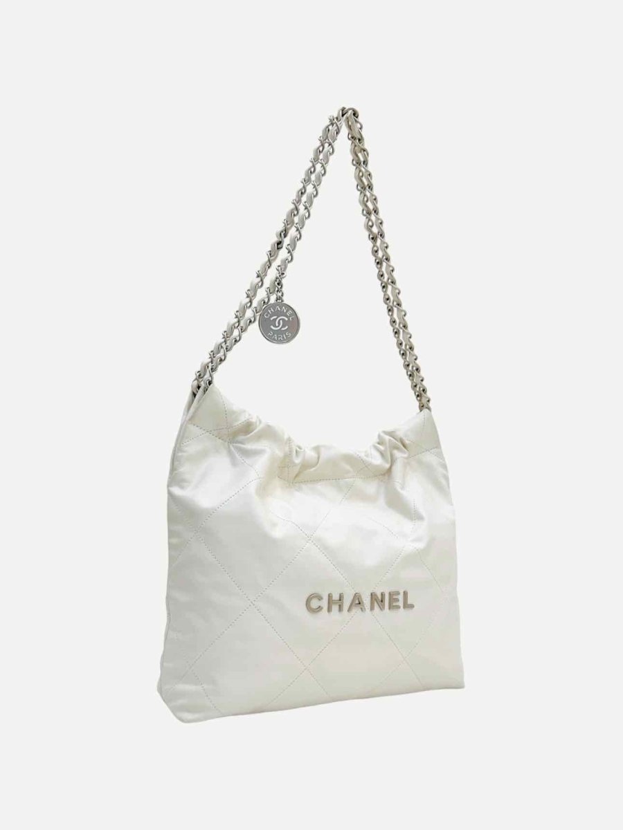 CHANEL 22 White Quilted Shoulder Bag