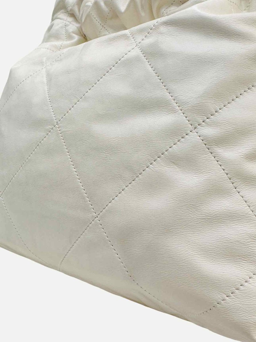 CHANEL 22 White Quilted Shoulder Bag