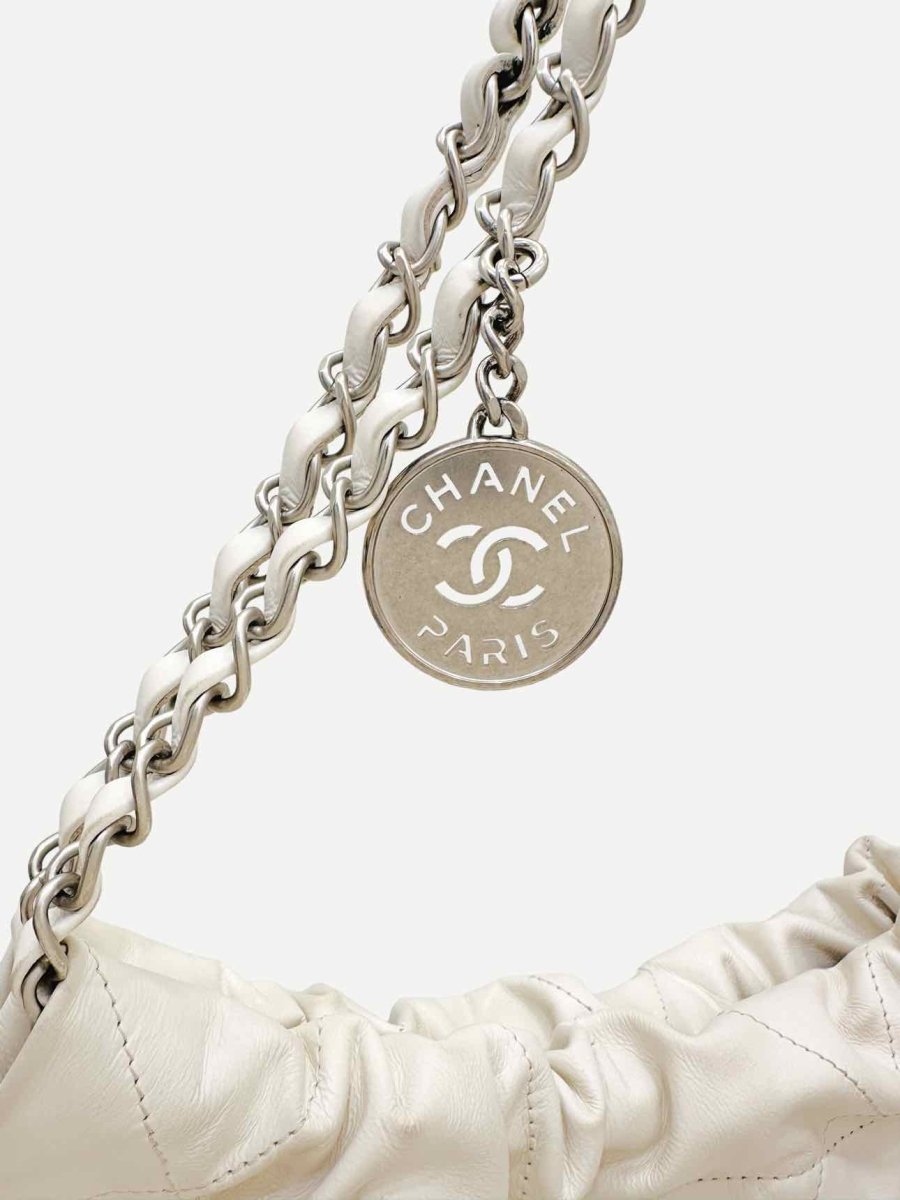 CHANEL 22 White Quilted Shoulder Bag