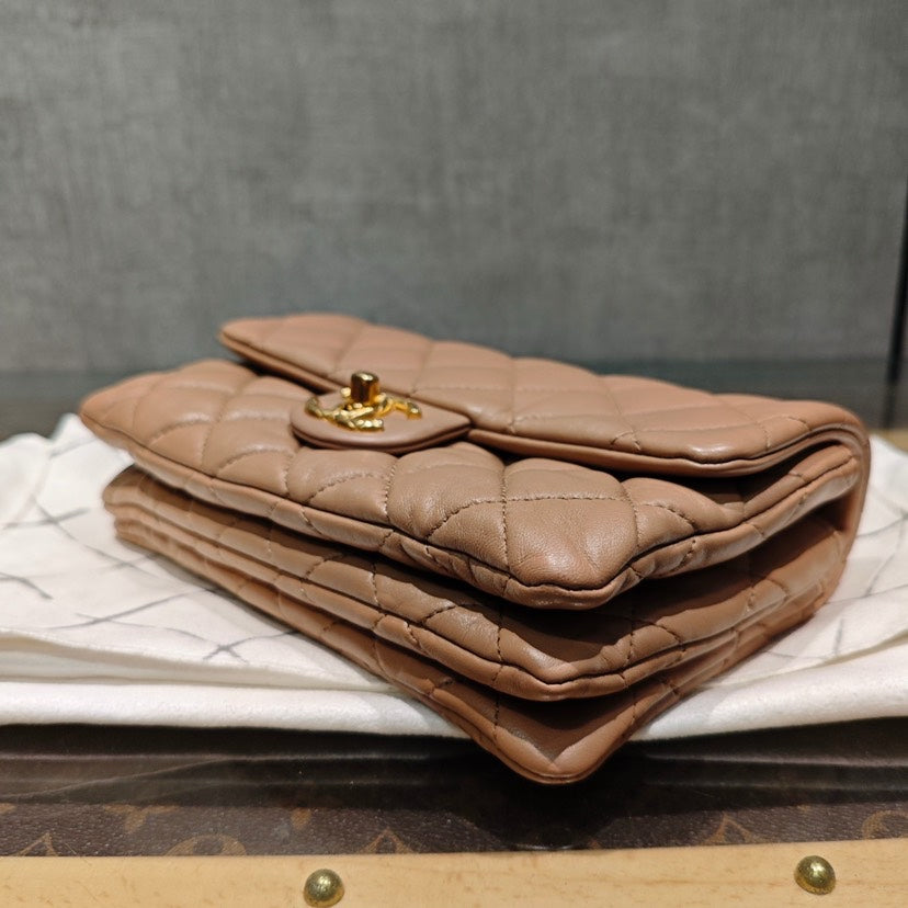Chanel Beige Quilted Leather Chain Shoulder Bag xxcm