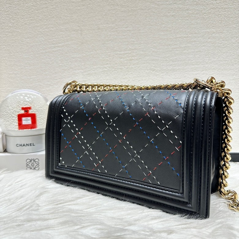 Chanel Le Boy Black Shoulder Bag - Preloved
