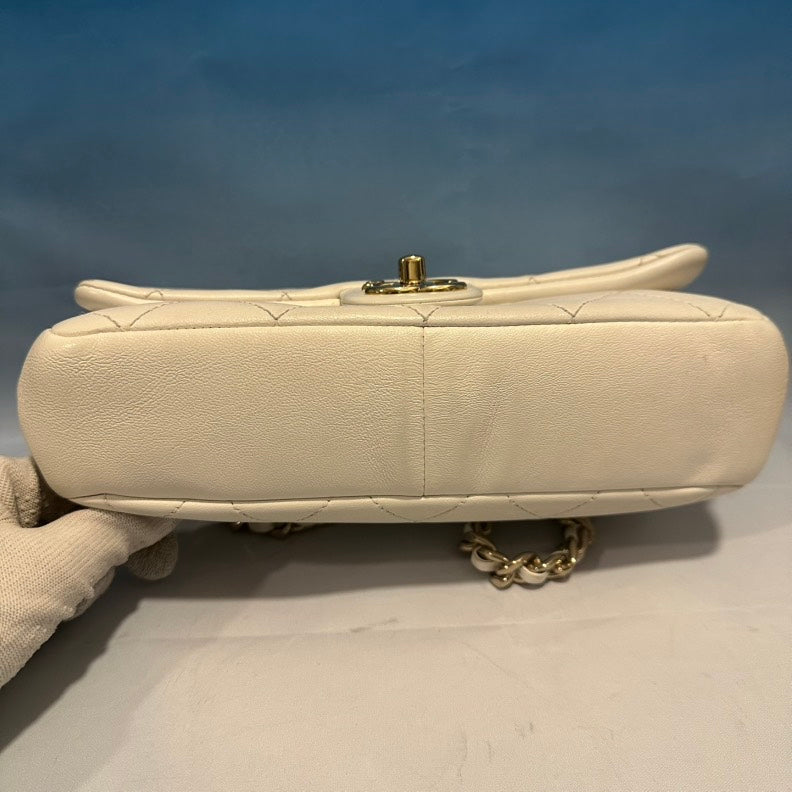 Chanel Quilted Flap Bag Ivory Shoulder Bag