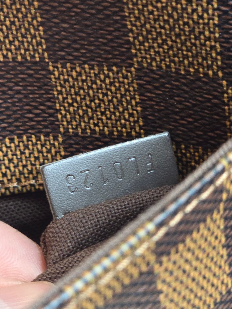 Louis Vuitton District Messenger Bag Damier Ebene Canvas Messenger Bag