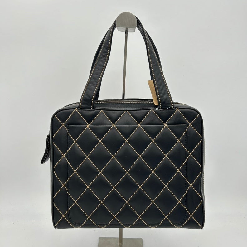 Chanel Black Quilted Leather Shoulder Bag Medium with Silver Hardware