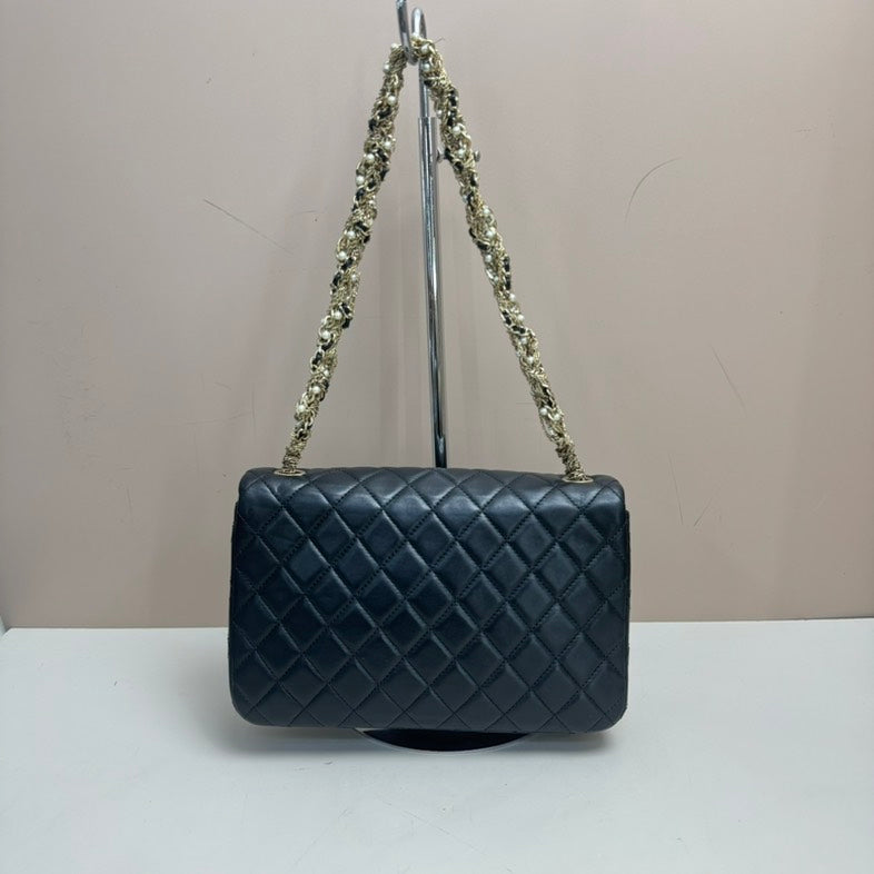 Chanel Black Quilted Lambskin Chain Shoulder Bag Medium Size