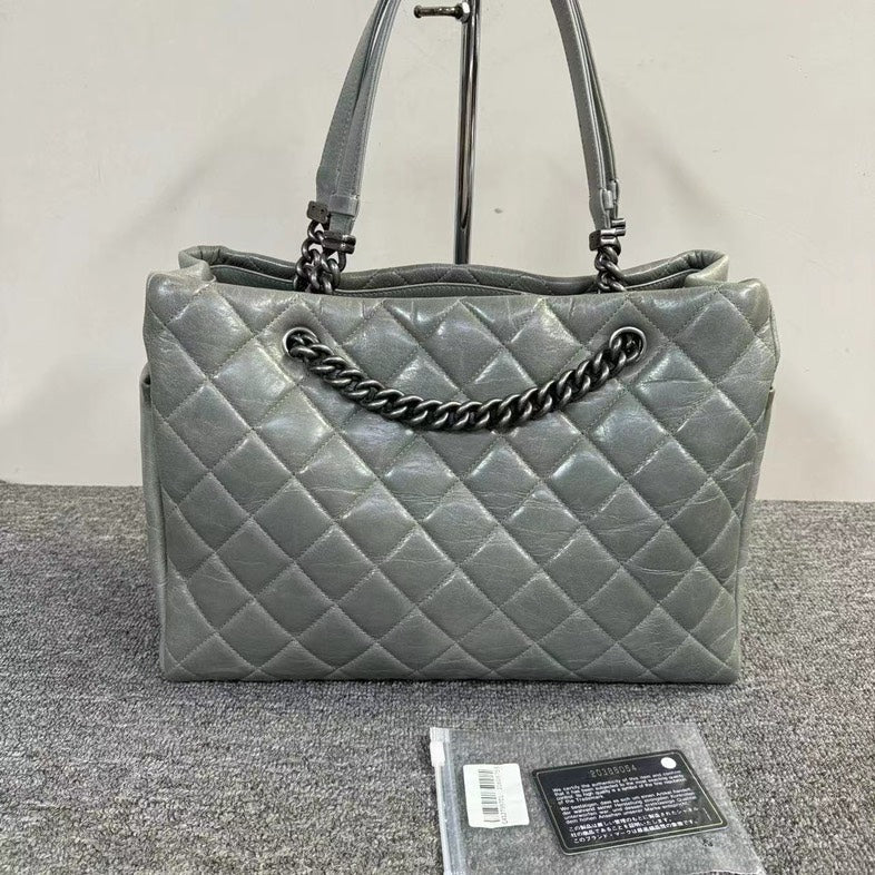 Chanel Quilted Calfskin Leather Grey Shoulder Bag Large