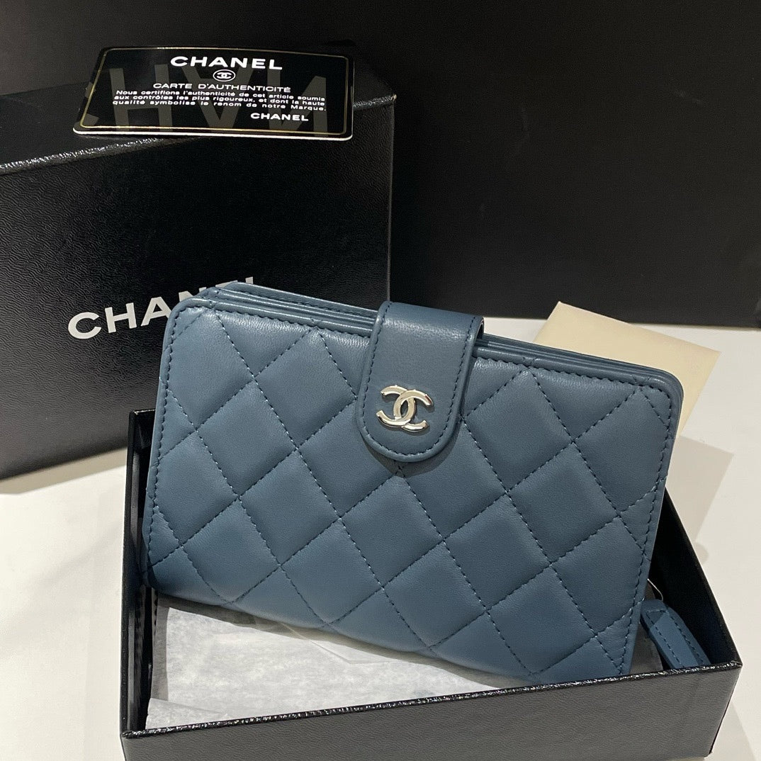 Chanel Quilted Lambskin Wallet, Blue, 16(2012) #11806 - 99% New Condition