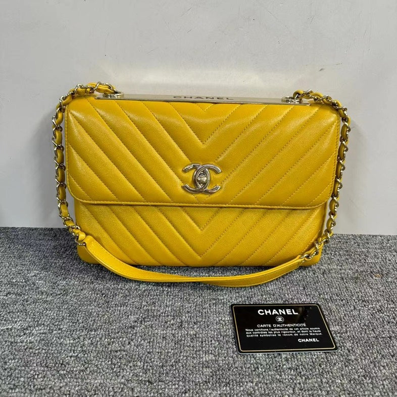Chanel Trendy CC Yellow Leather Chevron Quilted Shoulder Bag Small