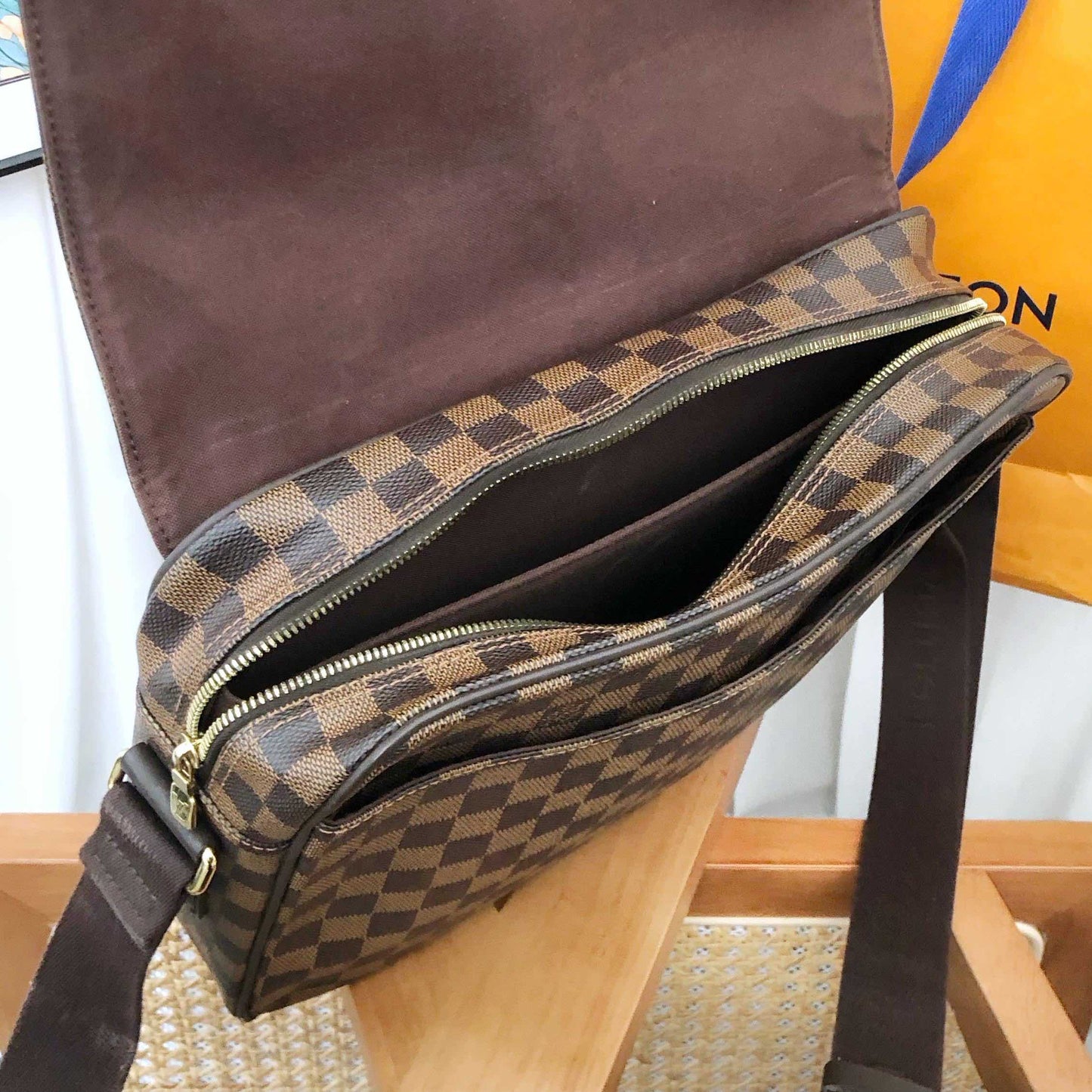 Louis Vuitton Damier Ebene Broadway Brown Messenger Bag