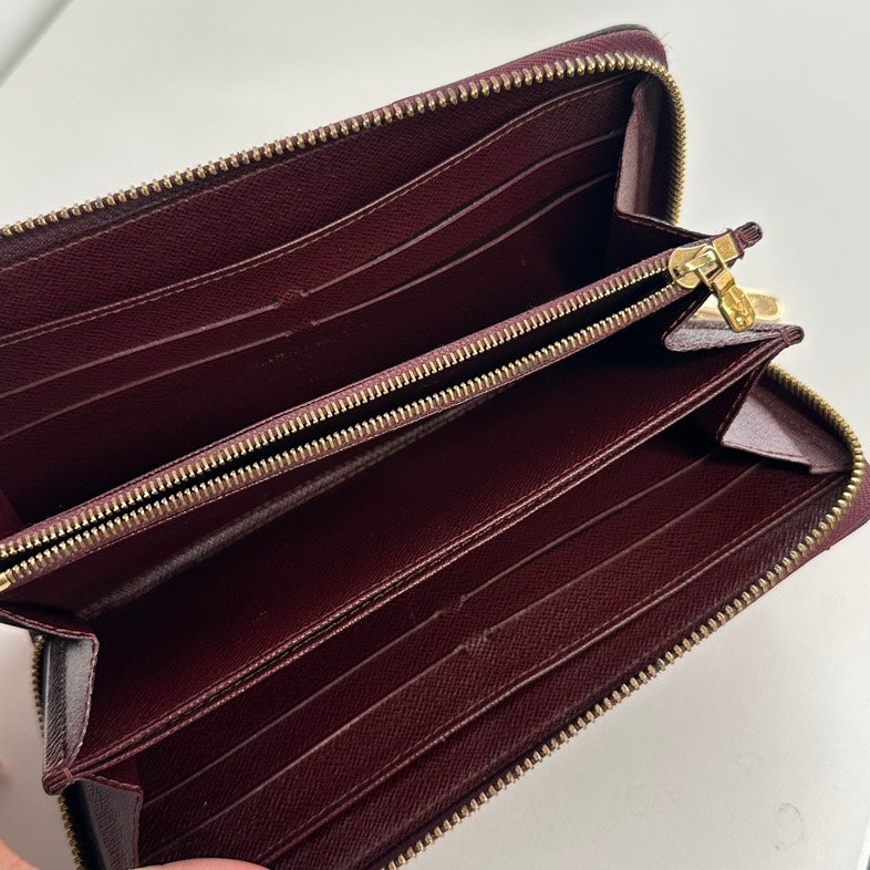 Pre-loved Louis Vuitton Damier Ebene Long Wallet 3147 - Brown Checkered Wallet
