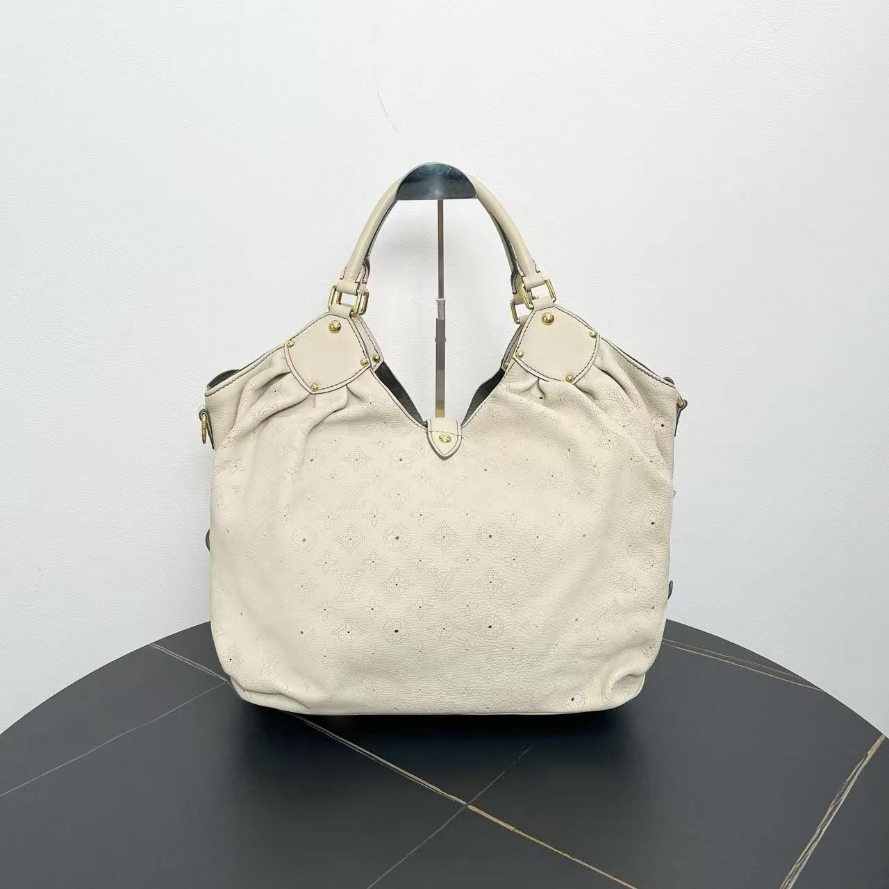 Louis Vuitton Mahina Leather Beige Tote Bag