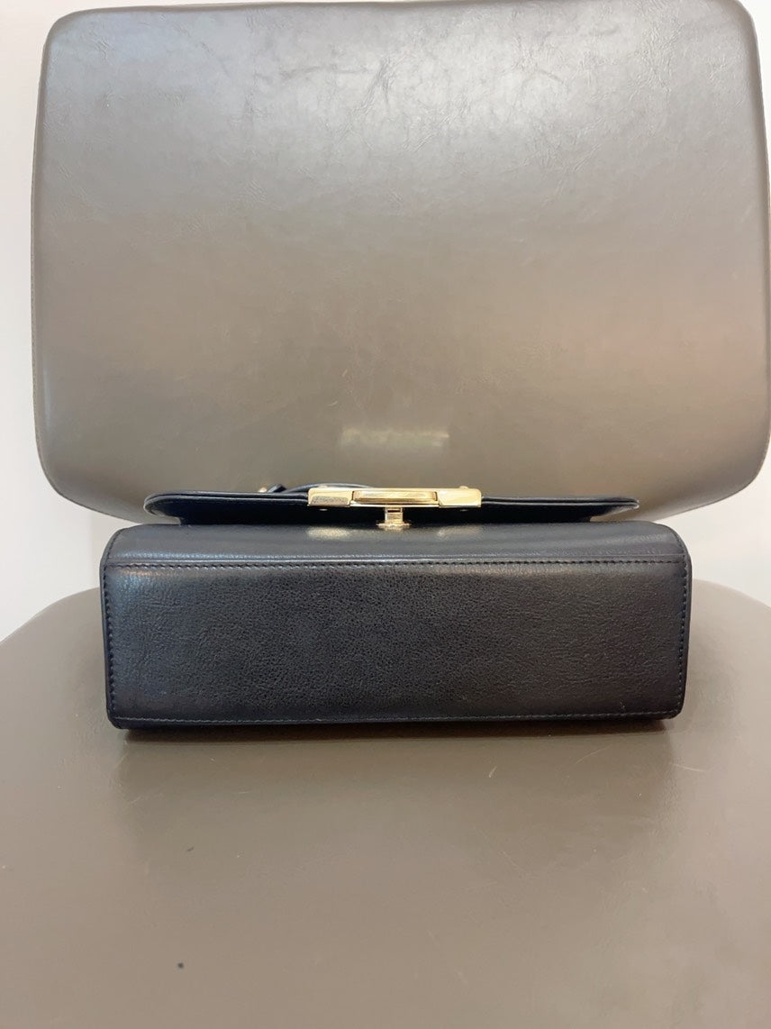 Chanel Passenger Bag Small Black Leather Shoulder Bag