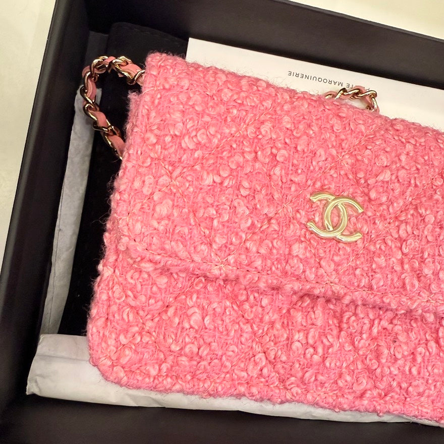 Chanel Mini Chain Bag in Pink Tweed - Shoulder Mini Bag