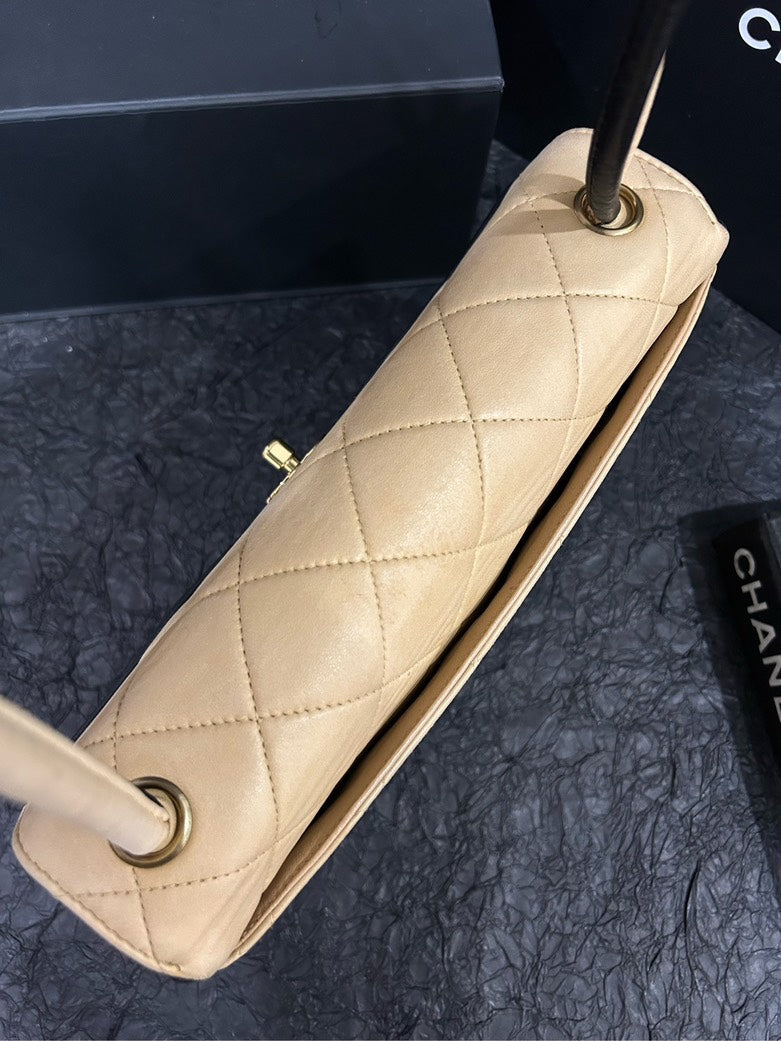 Chanel Beige and Black Quilted Leather Single Flap Shoulder Bag cm