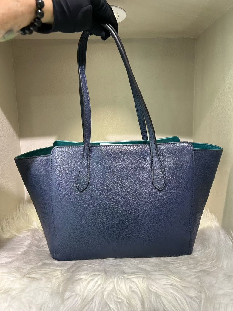 Pre-loved GUCCI GG Marmont Blue Leather Tote Bag
