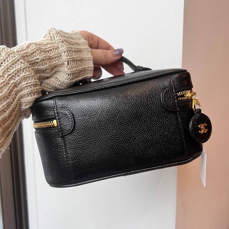 Preloved Chanel Caviar Leather Cosmetic Bag Black