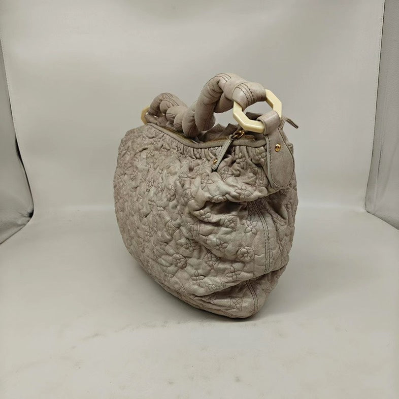 Louis Vuitton Vintage Quilted Beige Underarm Hobo Handbag