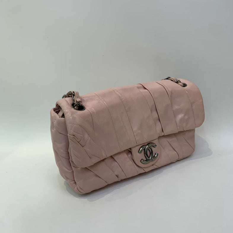 Chanel Powder Pink Classic Flap Crossbody/Shoulder Bag