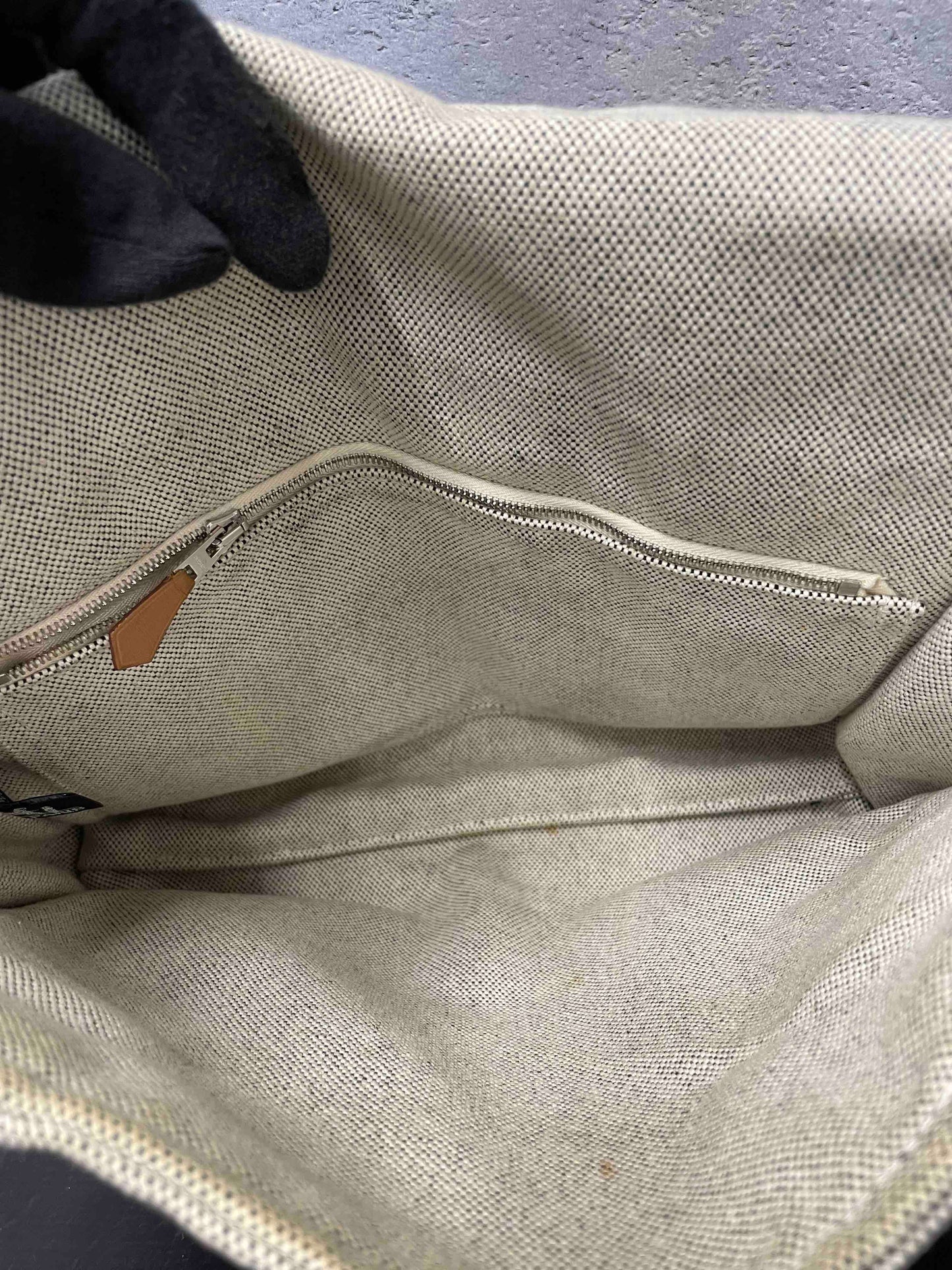 Hermès Canvas Crossbody JZ33430900 Ivory Crossbody Bag