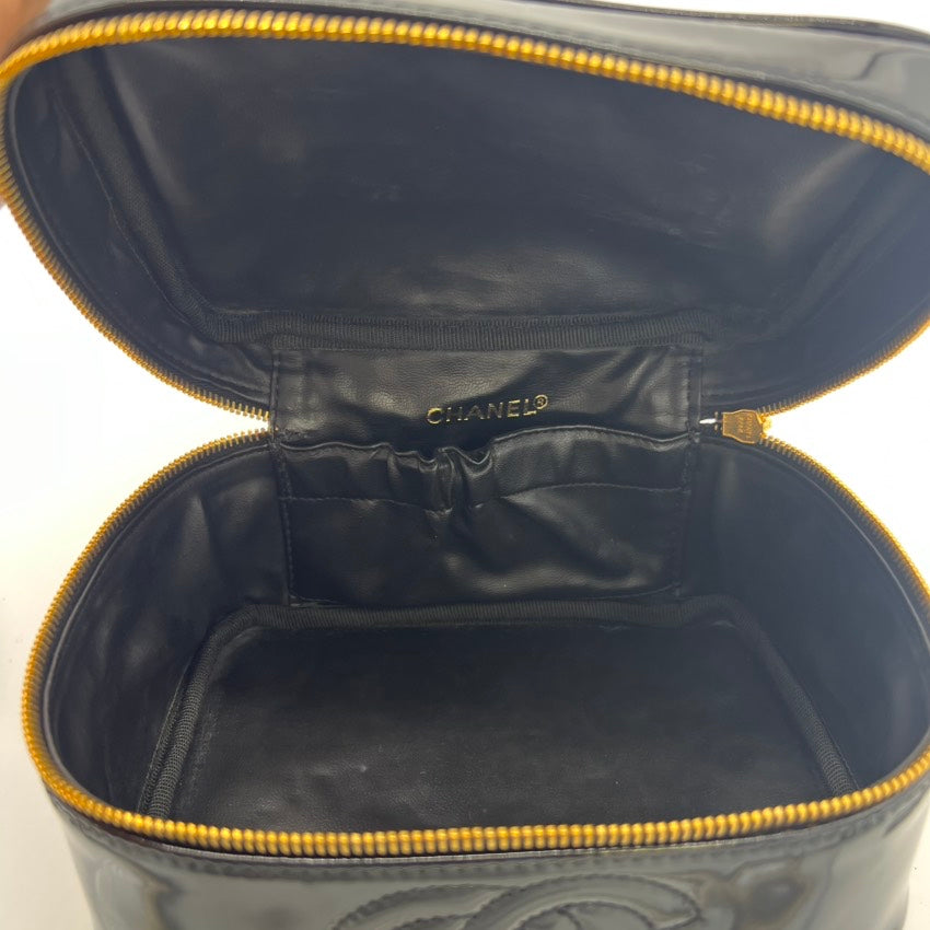 Preloved Chanel Vanity Case A8018 Black Leather Handle Bag