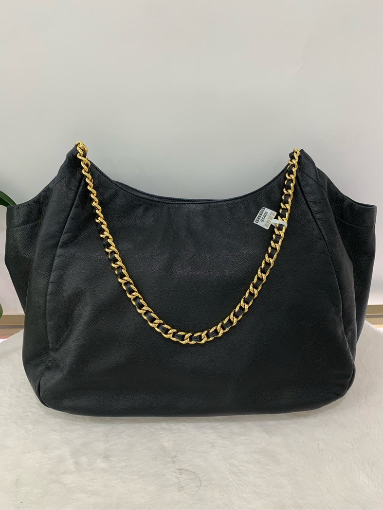 Prada Black Leather Tote Bag - Elegant Designer Shoulder Style