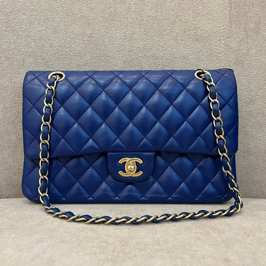 Chanel Classic Flap Bag in Blue Leather - Shoulder Bag