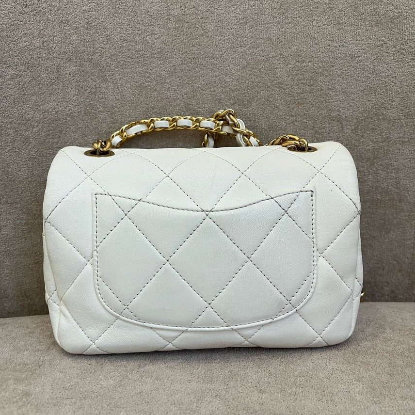 Chanel Flap Bag White Quilted Leather Microchip Shoulder Bag