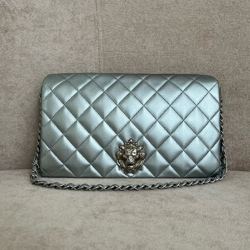 Chanel Lion Motif Quilted Shoulder Bag in Silver Leather