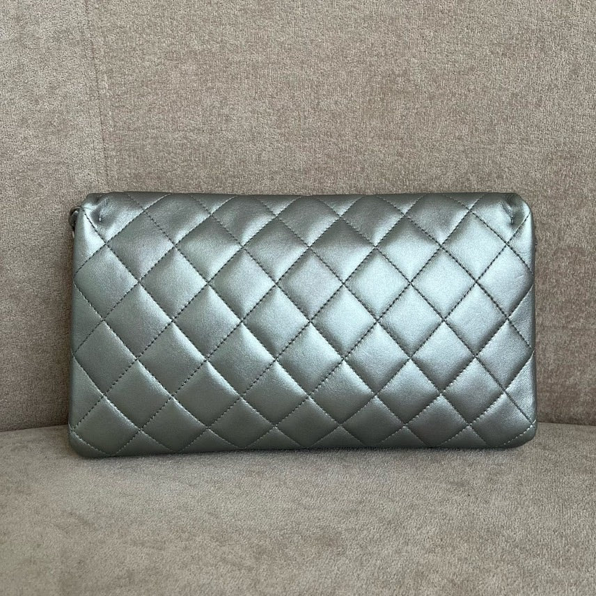 Chanel Lion Motif Quilted Shoulder Bag in Silver Leather