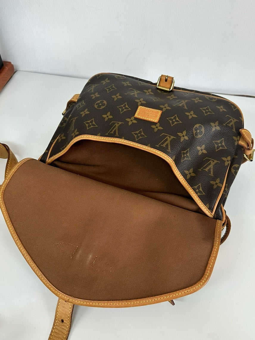 Louis Vuitton Monogram Shoulder Bag #6C in Brown Canvas