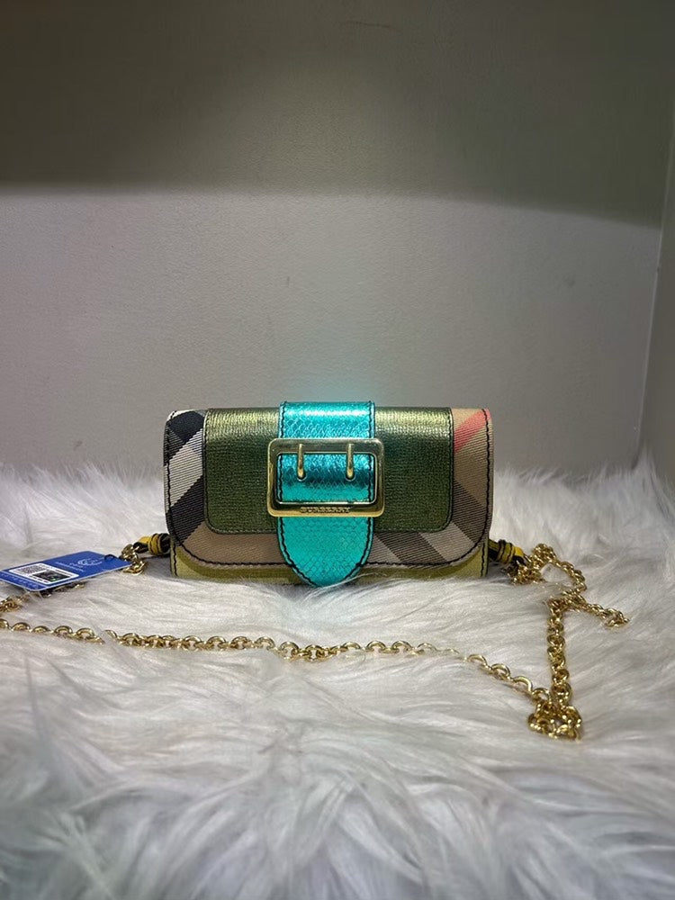Pre-loved BURBERRY Check Plaid Multicolor Crossbody Bag