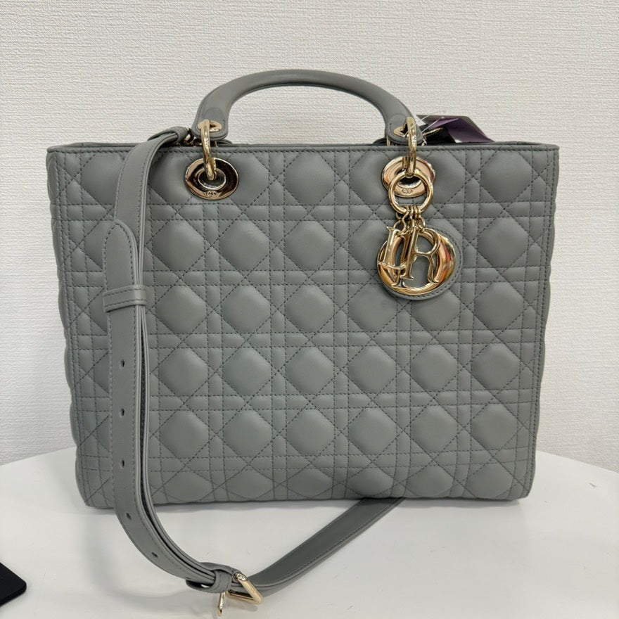 A Rank✨ Preloved Dior Lambskin Lady Dior 2way Bag Large Gray FM0081